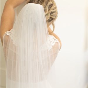 Wedding Veil - White 6 ft. Floor length